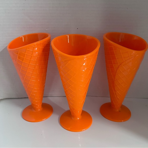 8” waffle cone ice cream cup 3 pcs - ORANGE - Picture 3 of 4